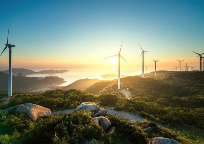 Foto Schneider Electric pide más esfuerzos para acelerar la transición energética y hacer frente a la crisis energética: la descarbonización y la eficiencia son claves.